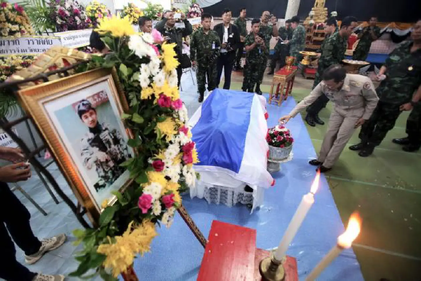 Army honours two soldiers killed in South Army honours two soldiers killed in South