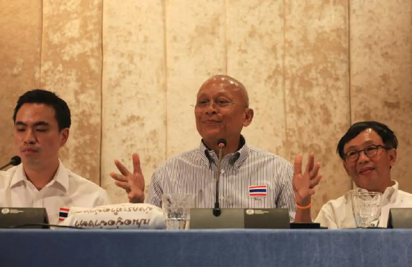Suthep wants present government to stay until reforms are completed Suthep wants present government to stay until reforms are completed