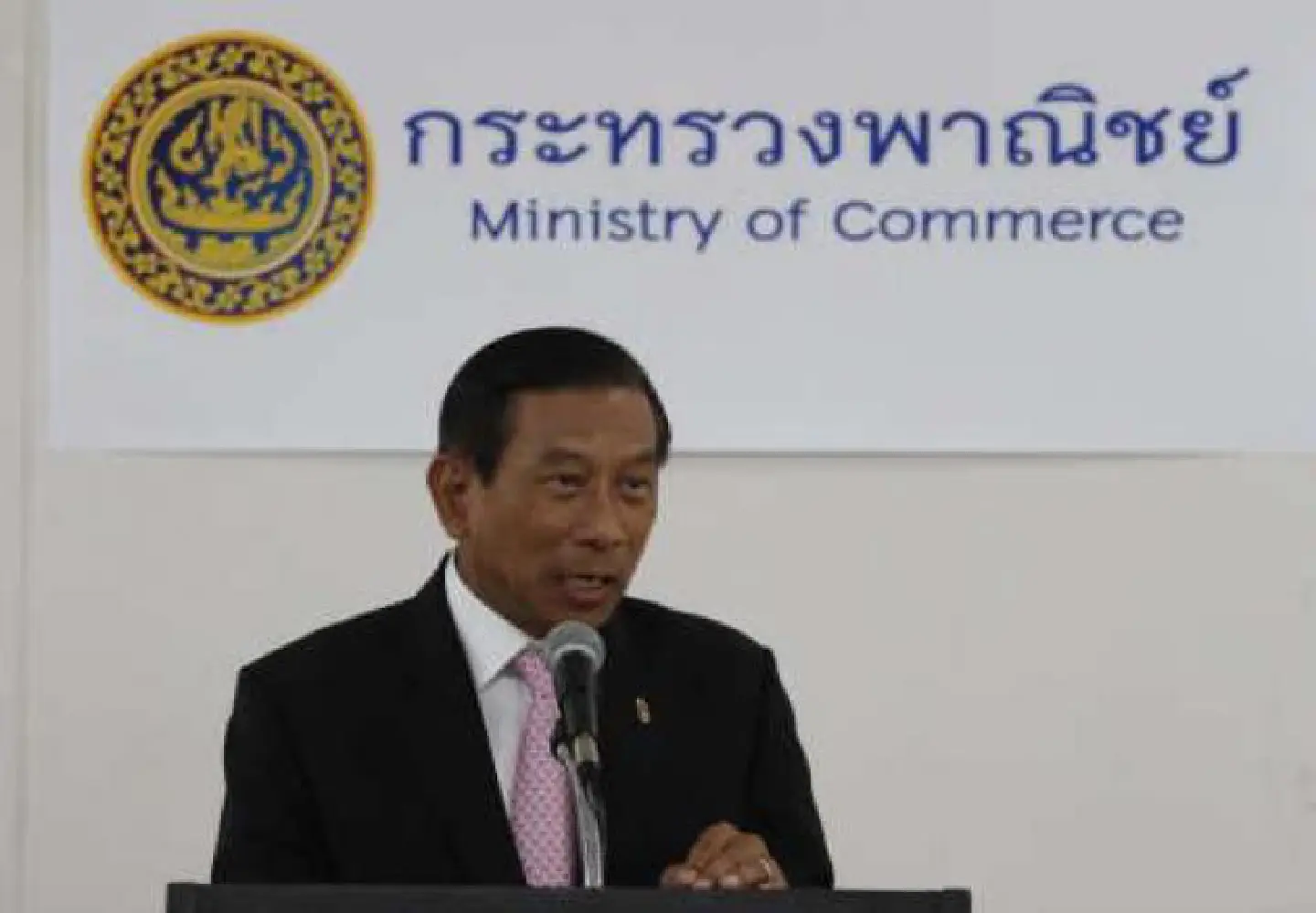 Export forecast falls to 3% contraction Export forecast falls to 3% contraction