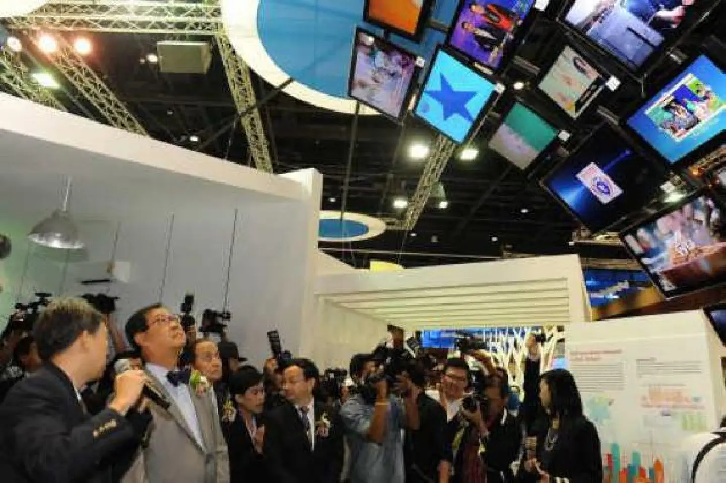 Govt to take direct charge of some spectra from NBTC Govt to take direct charge of some spectra from NBTC