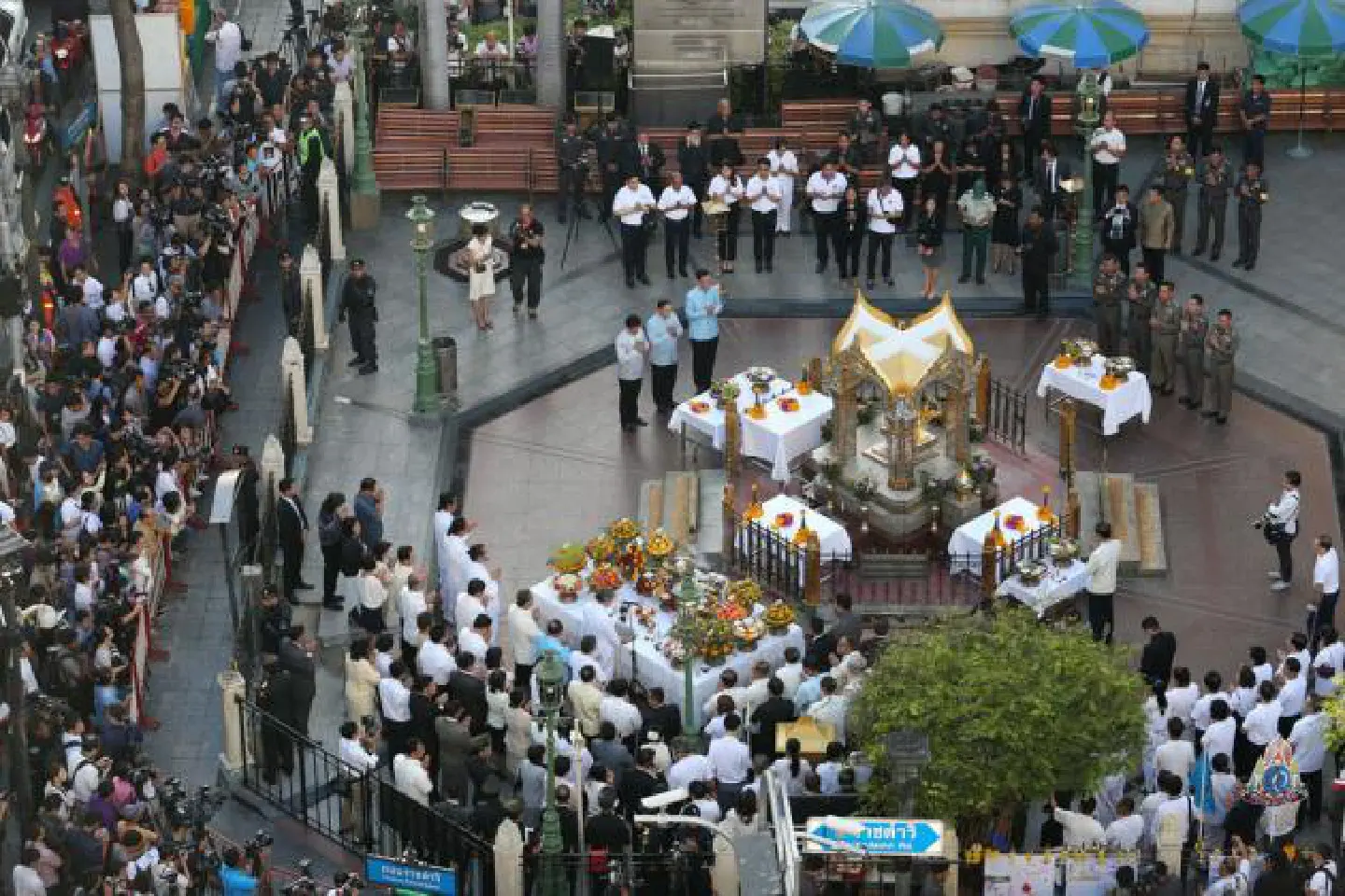 Rites of five religions held for Bangkok blast victims Rites of five religions held for Bangkok blast victims