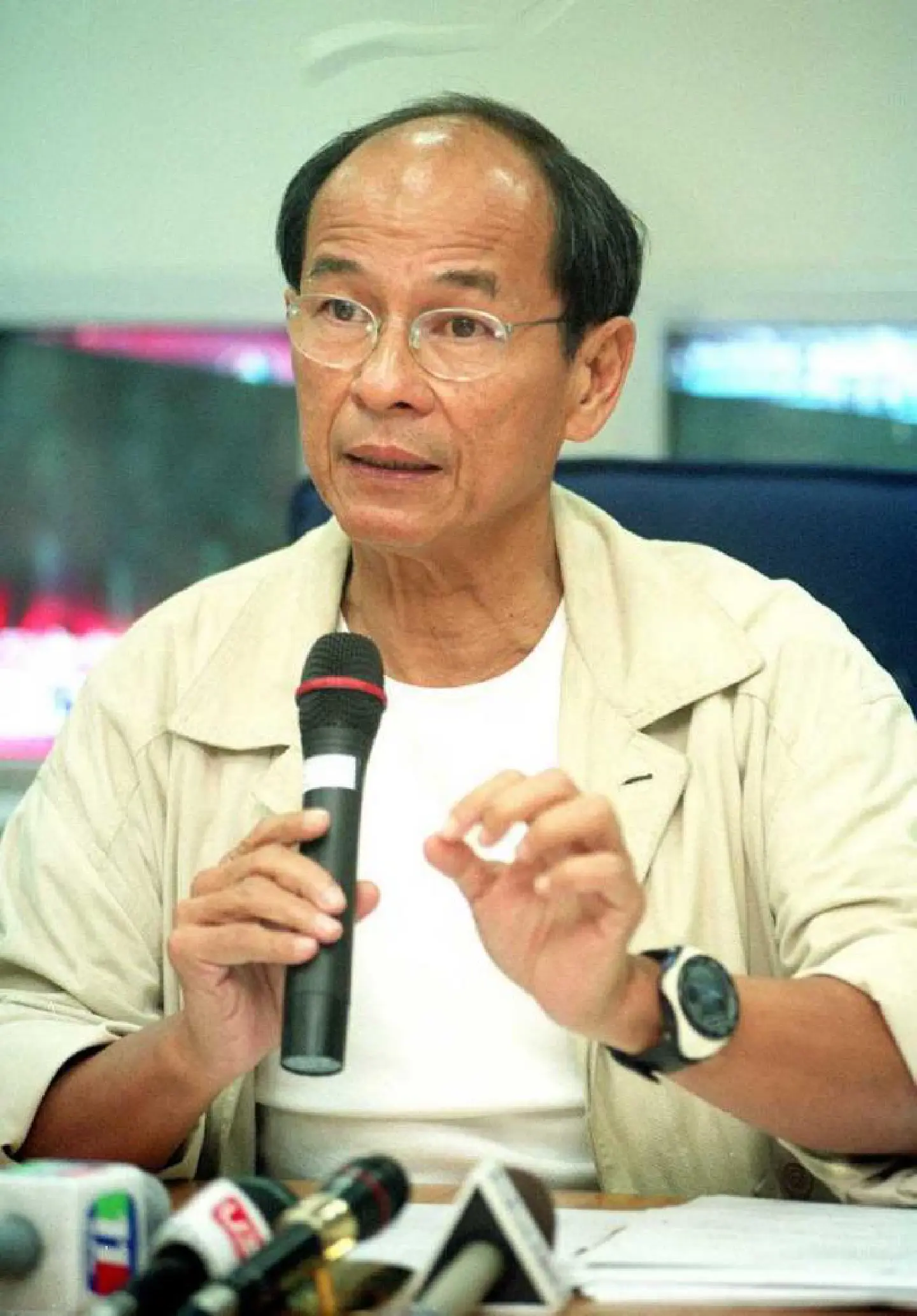 18-year jail term handed to Suchai, Viroj