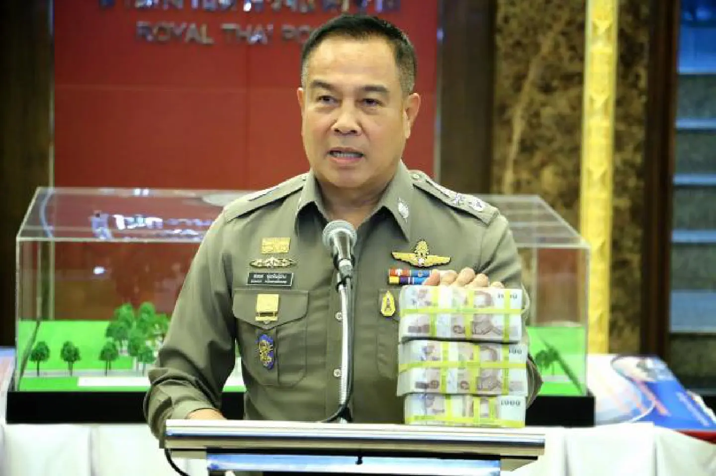 Bomb probe police teams to get Bt3m reward