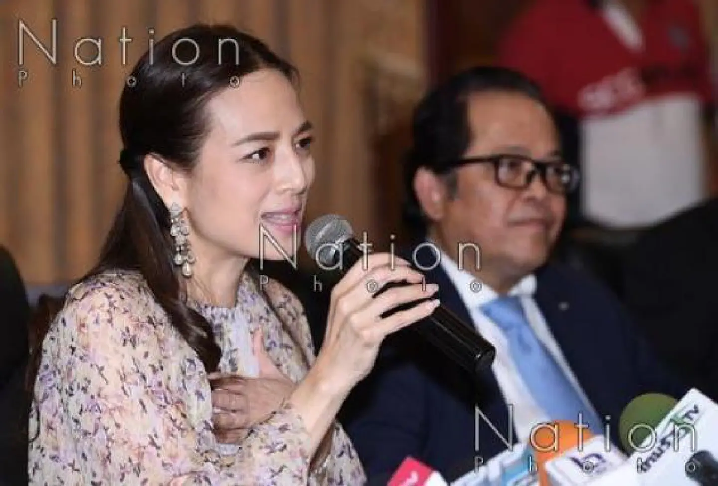 Nualphan's decision cheersThailand team