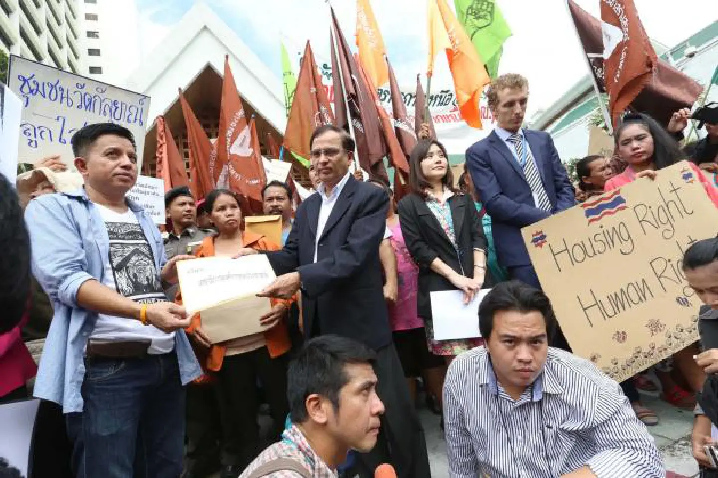 Groups want govt help on housing Groups want govt help on housing