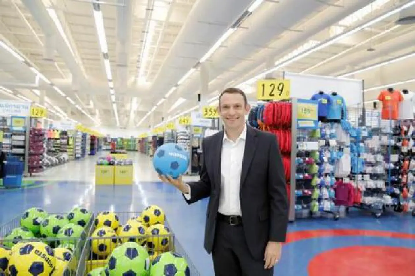 Tesco Lotus spending Bt1.6 bn over two years to expand mall Tesco Lotus spending Bt1.6 bn over two years to expand mall