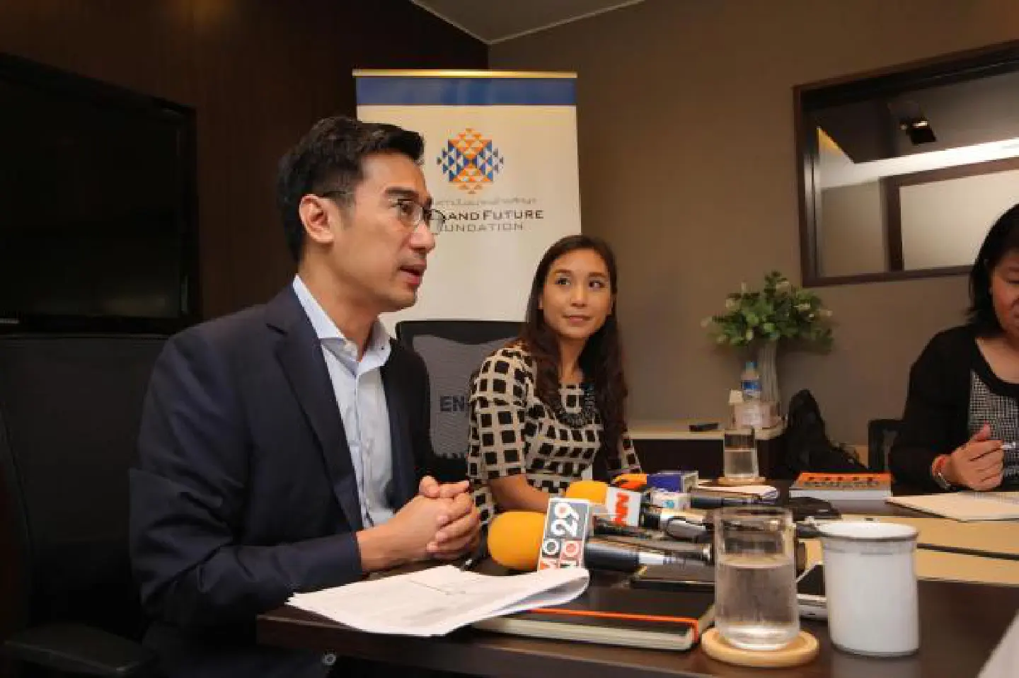 Research reveals ugly side to Bangkok life