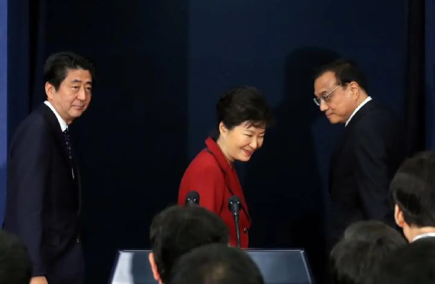 Abe in Seoul amid frosty ties Abe in Seoul amid frosty ties