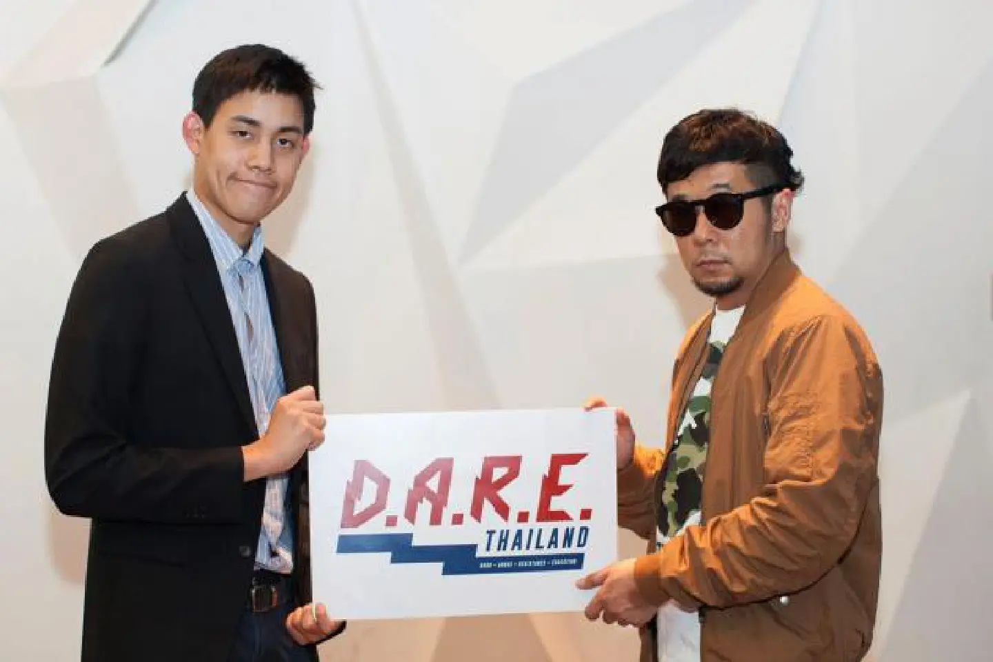 Entrepreneurial teen gets the word out on drugs