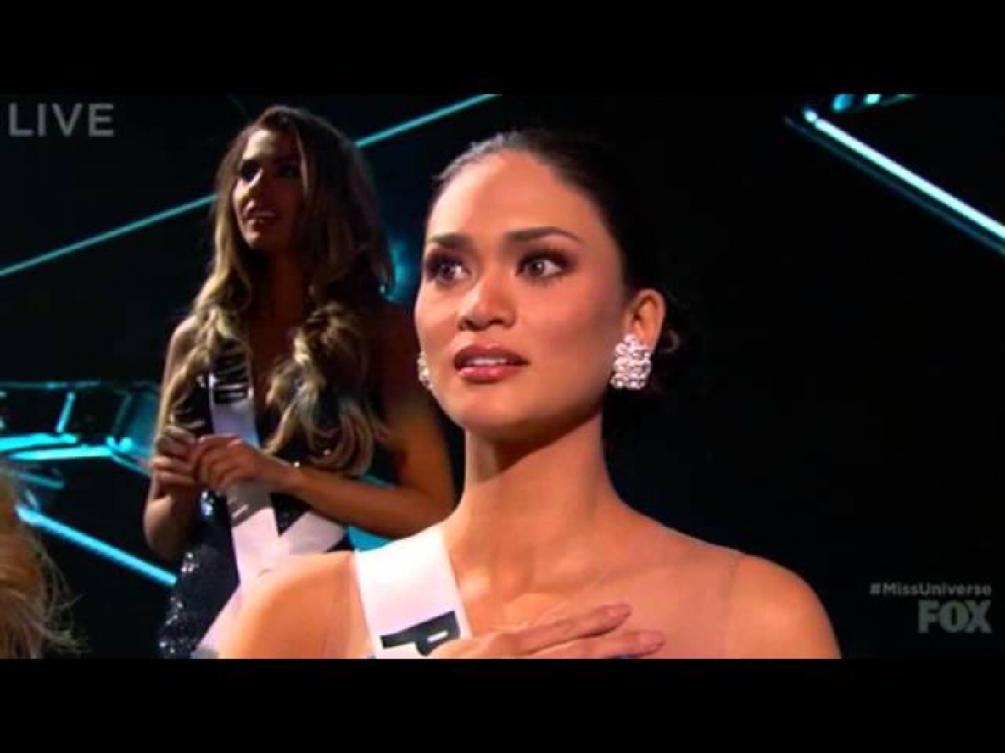 Miss Philippines crowned Miss Universe after live TV mixup Miss Philippines crowned Miss Universe after live TV mixup