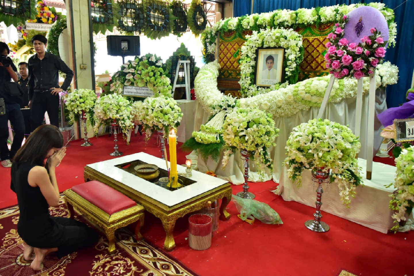 Huge crowd tipped for Por cremation tomorrow