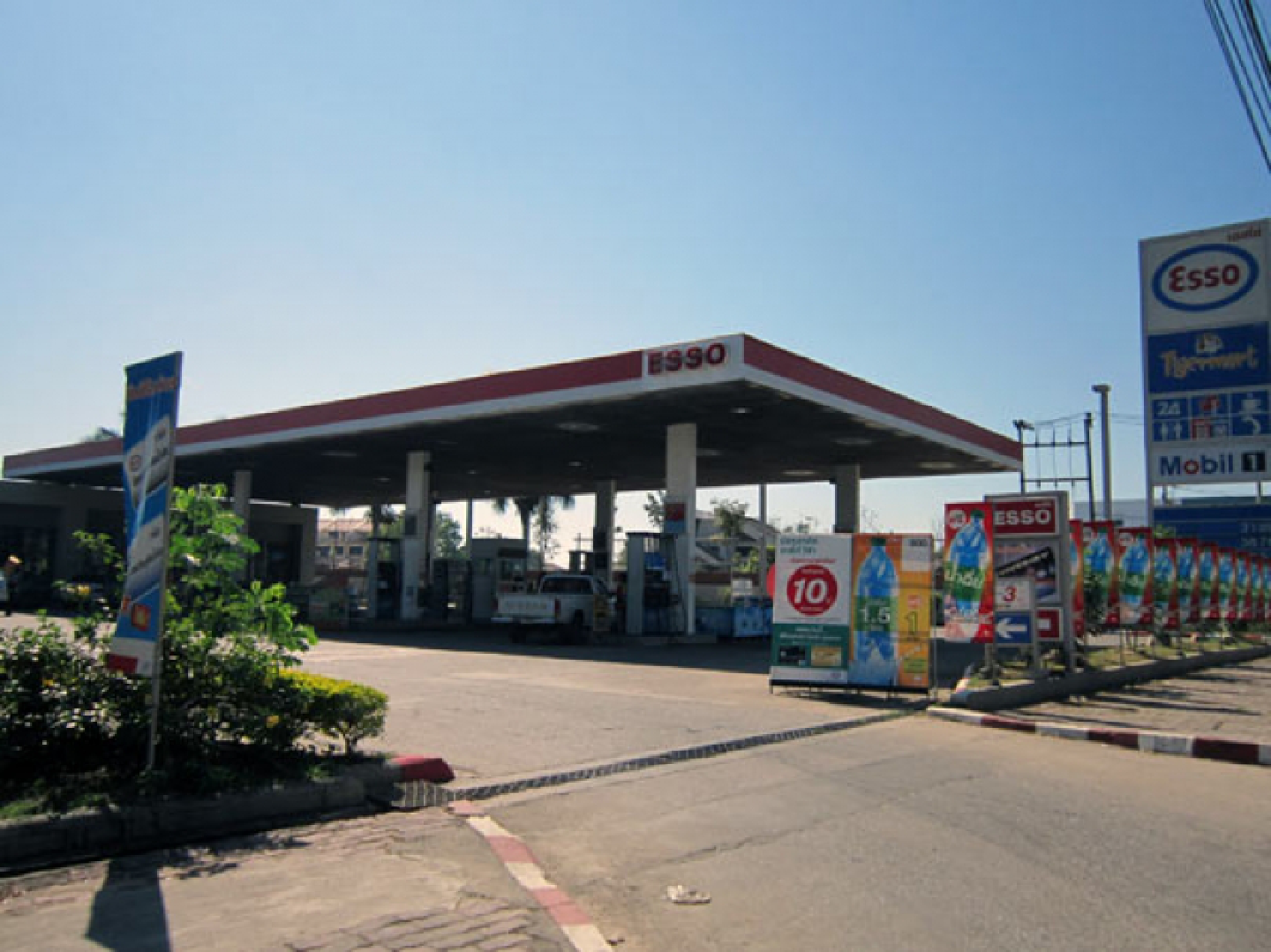 Esso to further grow station network Esso to further grow station network