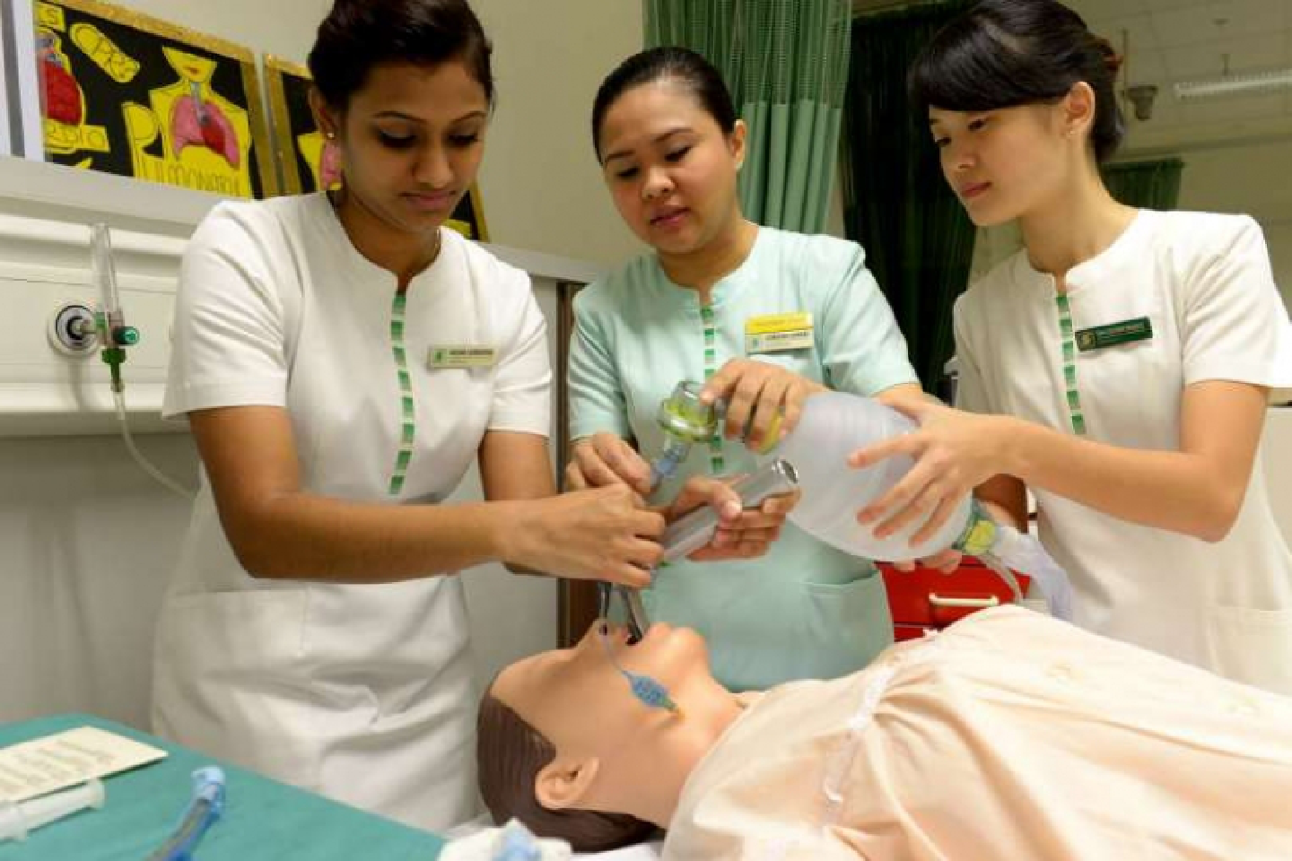 More incentives for mid-career professionals making the switch to healthcare