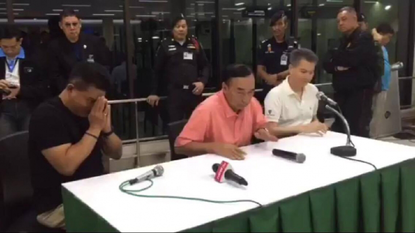 Three airlines to fly Nok Air stranded passengers Monday Three airlines to fly Nok Air stranded passengers Monday