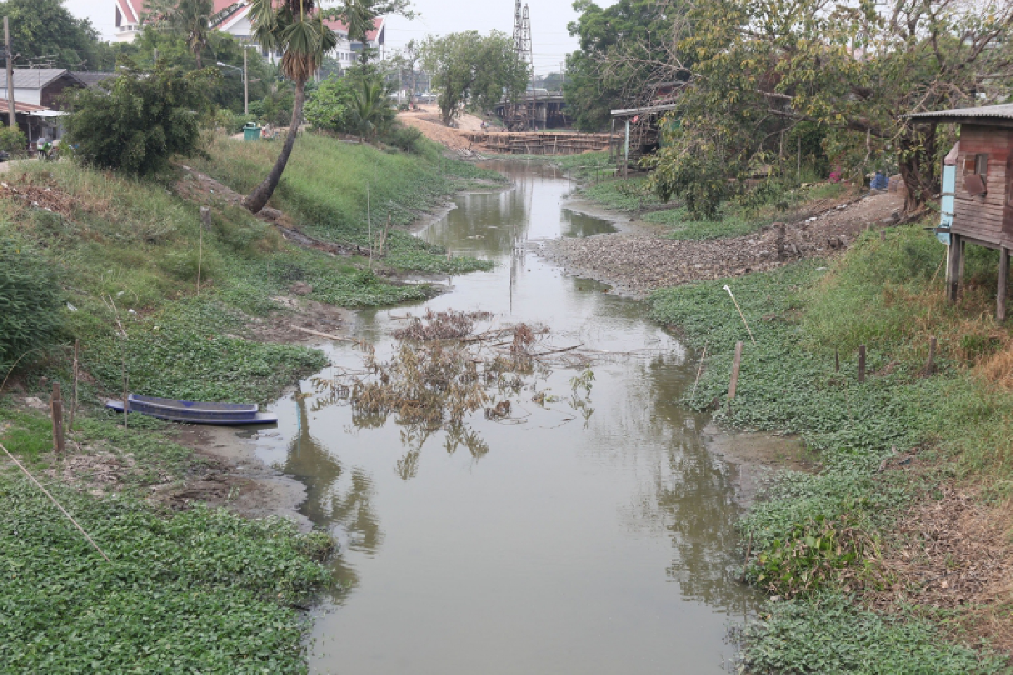 Inflow of seawater hits Ban Sang in Prachin Buri Inflow of seawater hits Ban Sang in Prachin Buri