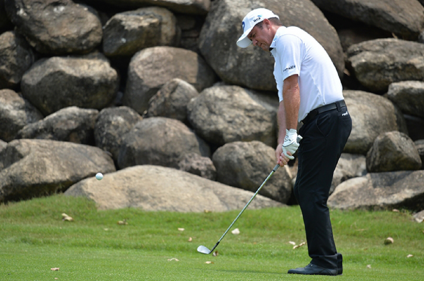Tricky Winds Fail to Halt Hend Tricky Winds Fail to Halt Hend