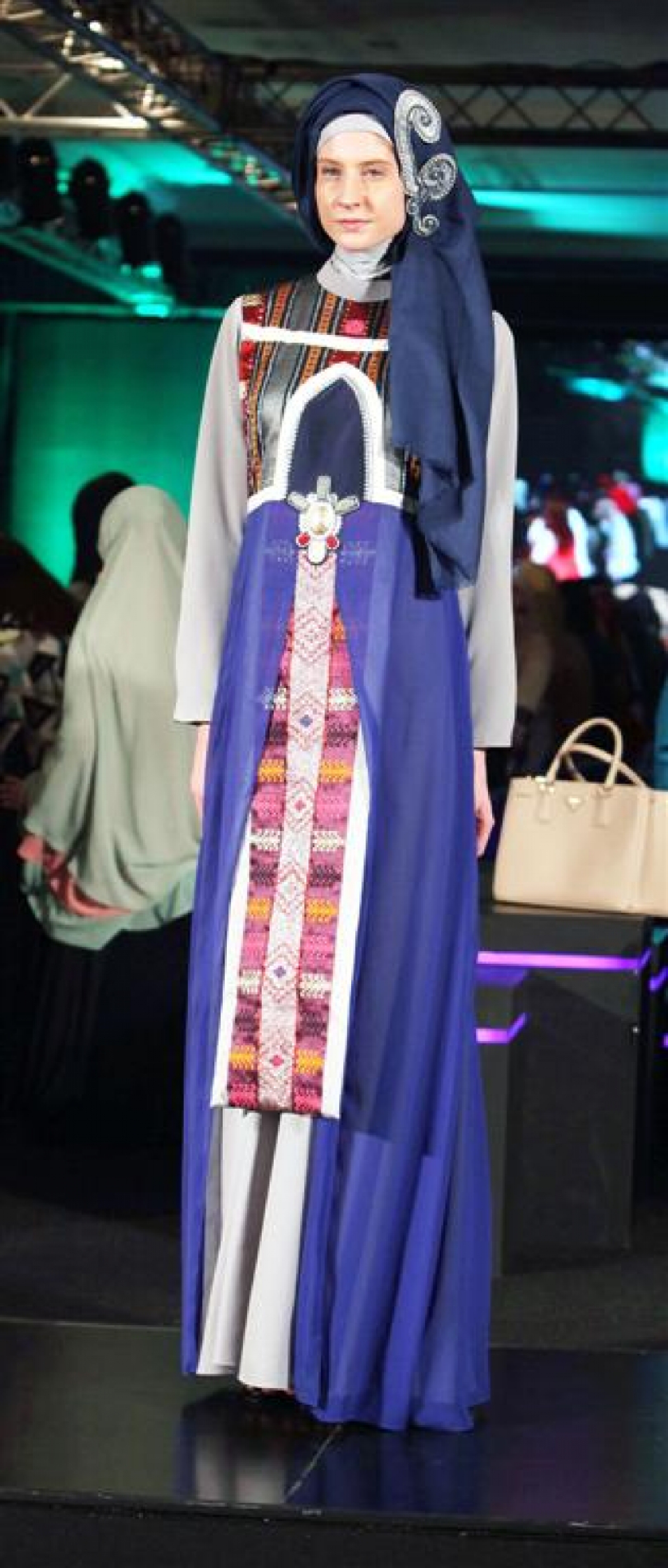 In Jakarta, Muslim wear goes modern In Jakarta, Muslim wear goes modern