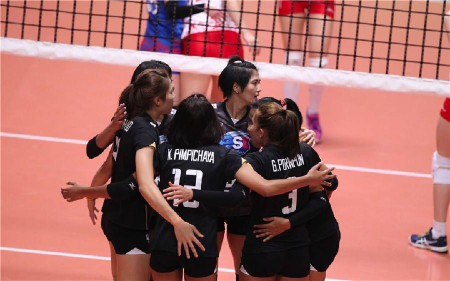 Thai spikers taste first win at Montreux Volley Masters Thai spikers taste first win at Montreux Volley Masters