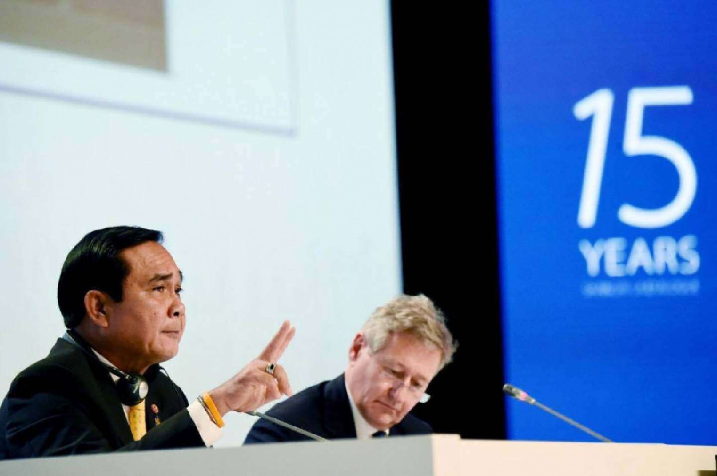 Prayut urges Asean to join force against security challenges Prayut urges Asean to join force against security challenges