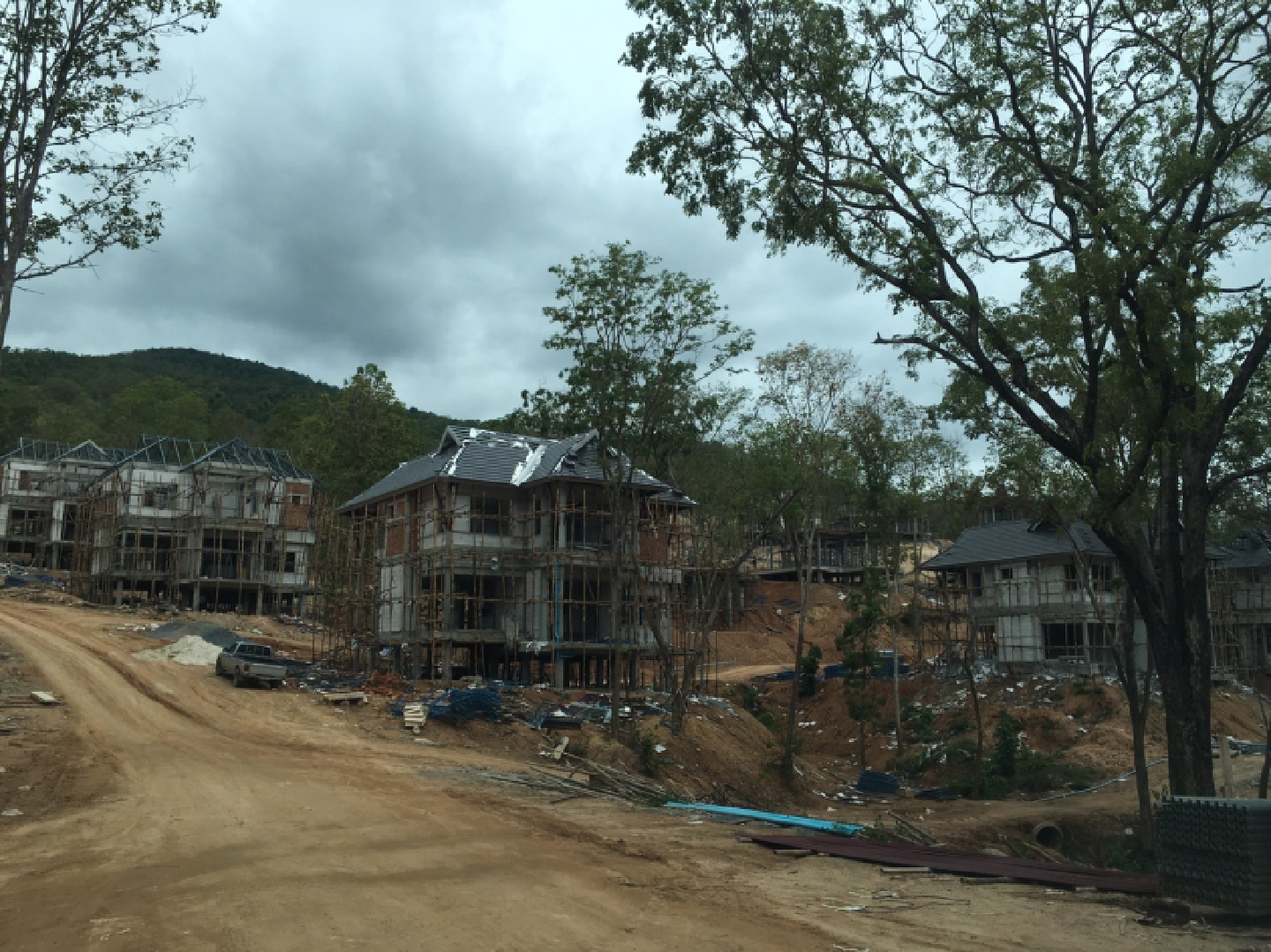 Court insists building project legal