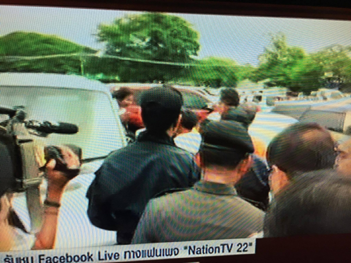 DSI aborts attempt to enter Dhammakaya Temple through Gate 5 DSI aborts attempt to enter Dhammakaya Temple through Gate 5