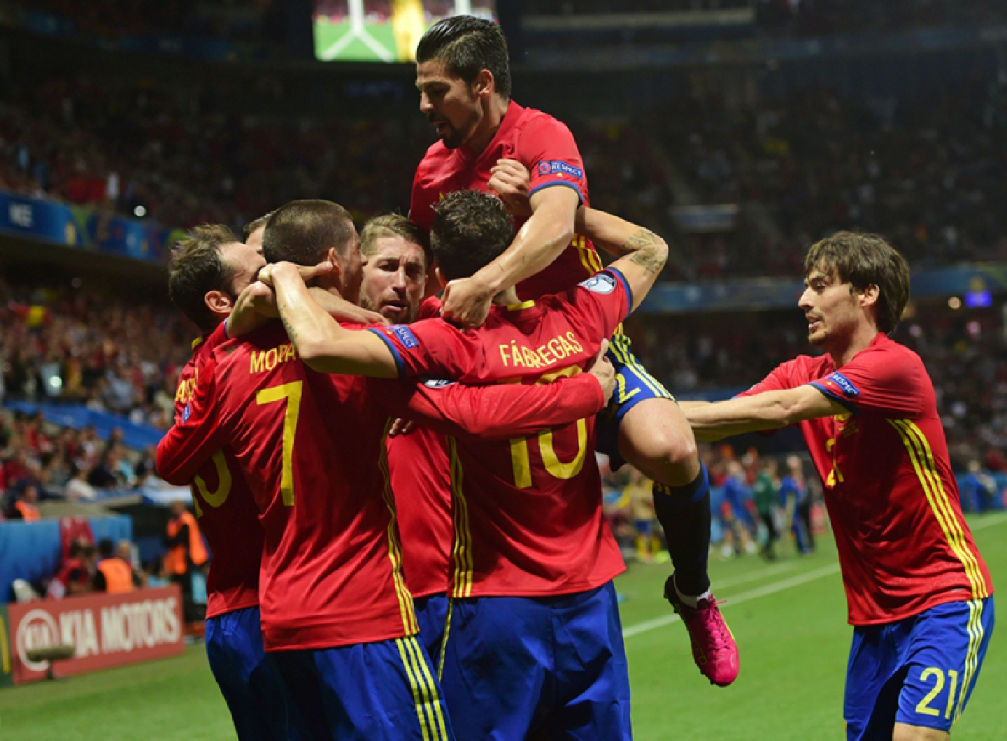 Spain cruise to last-16 with Turkey win Spain cruise to last-16 with Turkey win