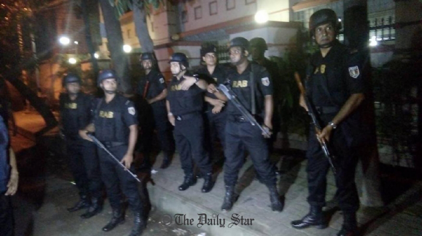 Security forces begin offensive to end hostage crisis Security forces begin offensive to end hostage crisis