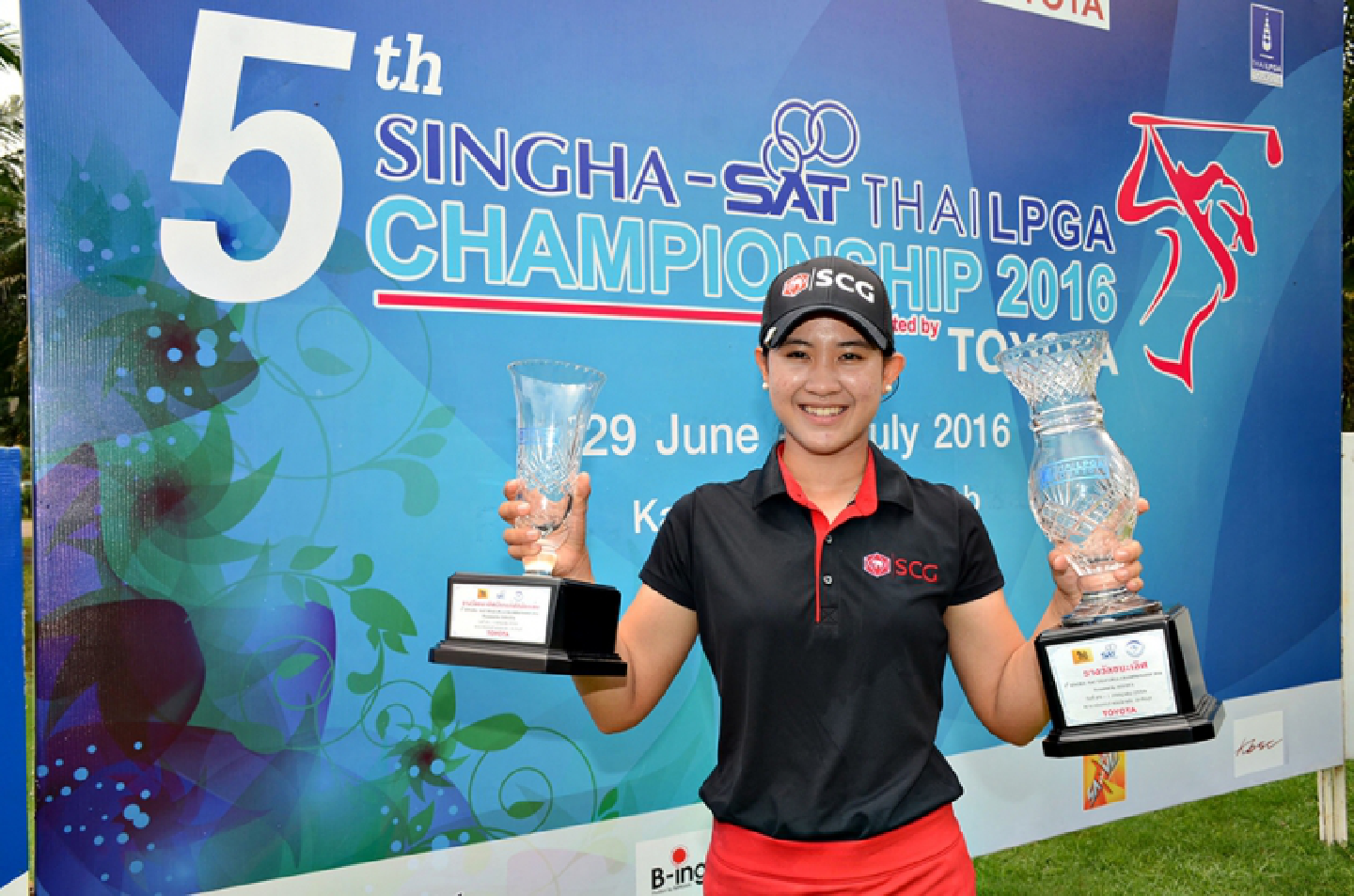 Super-teen Pajaree powers past pros for hat-trick of titles Super-teen Pajaree powers past pros for hat-trick of titles