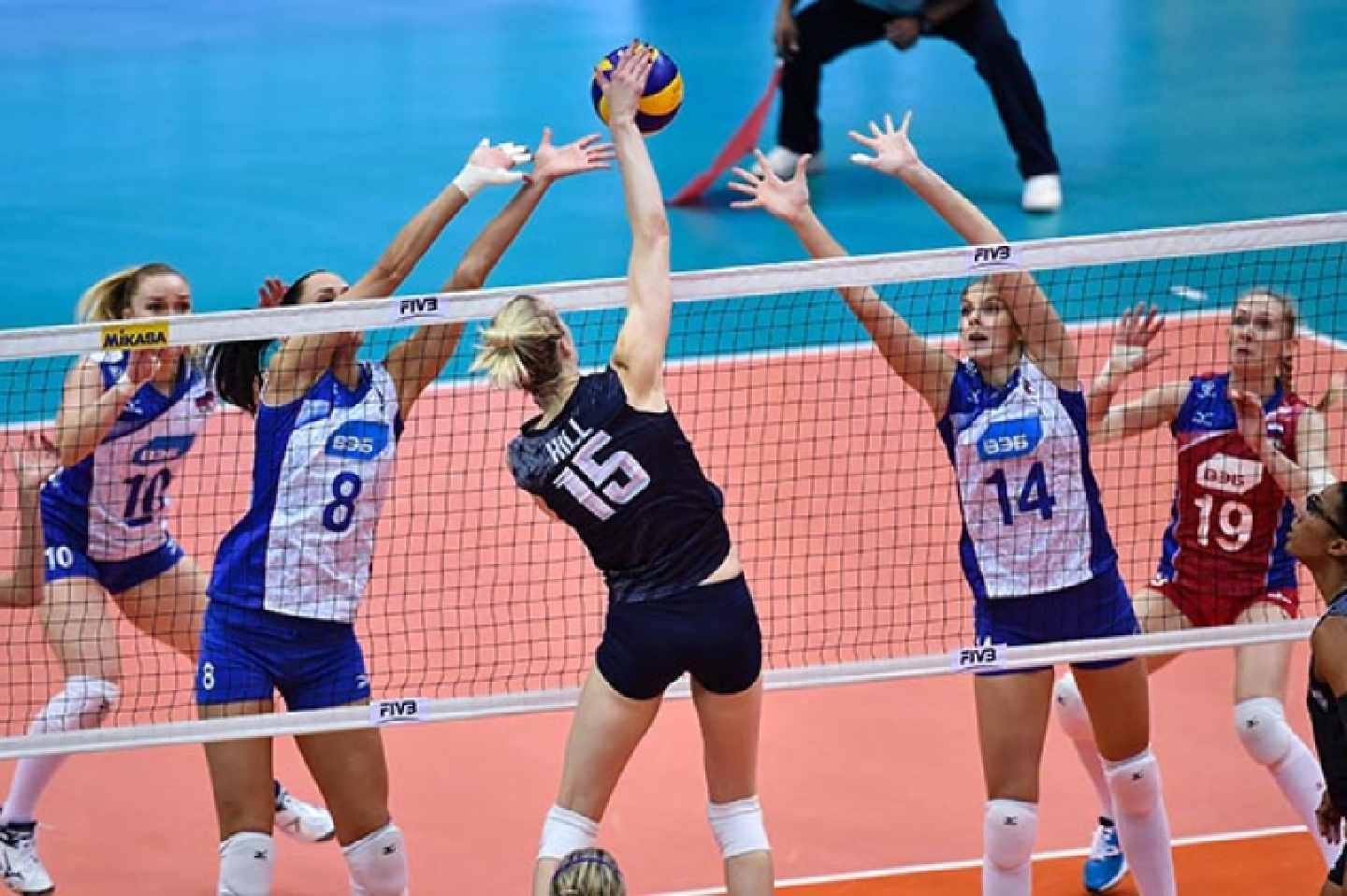 USA demolish Russia to set up 2016 WGP final clash against Brazil
