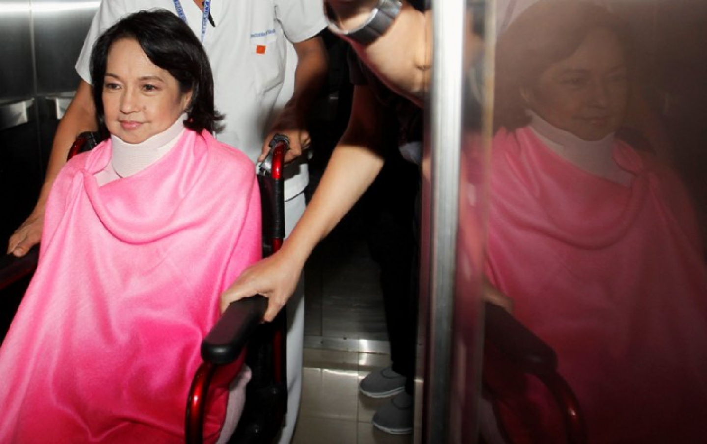 Top court dismisses graft case against ex-leader Arroyo Top court dismisses graft case against ex-leader Arroyo