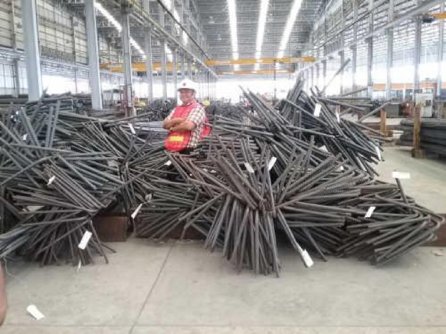 Kieattayakorn Metal cuts steel products to order, reduces contractors’ hidden costs Kieattayakorn Metal cuts steel products to order, reduces contractors’ hidden costs