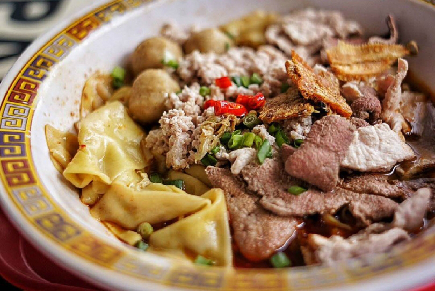 Two Singapore hawkers receive Michelin star Two Singapore hawkers receive Michelin star