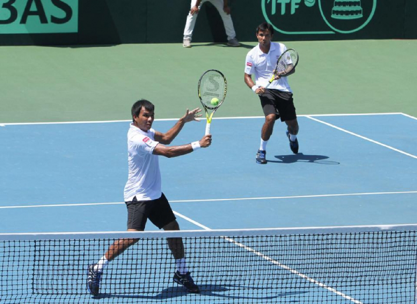 Thai Twins Earn Slot to Rio Thai Twins Earn Slot to Rio