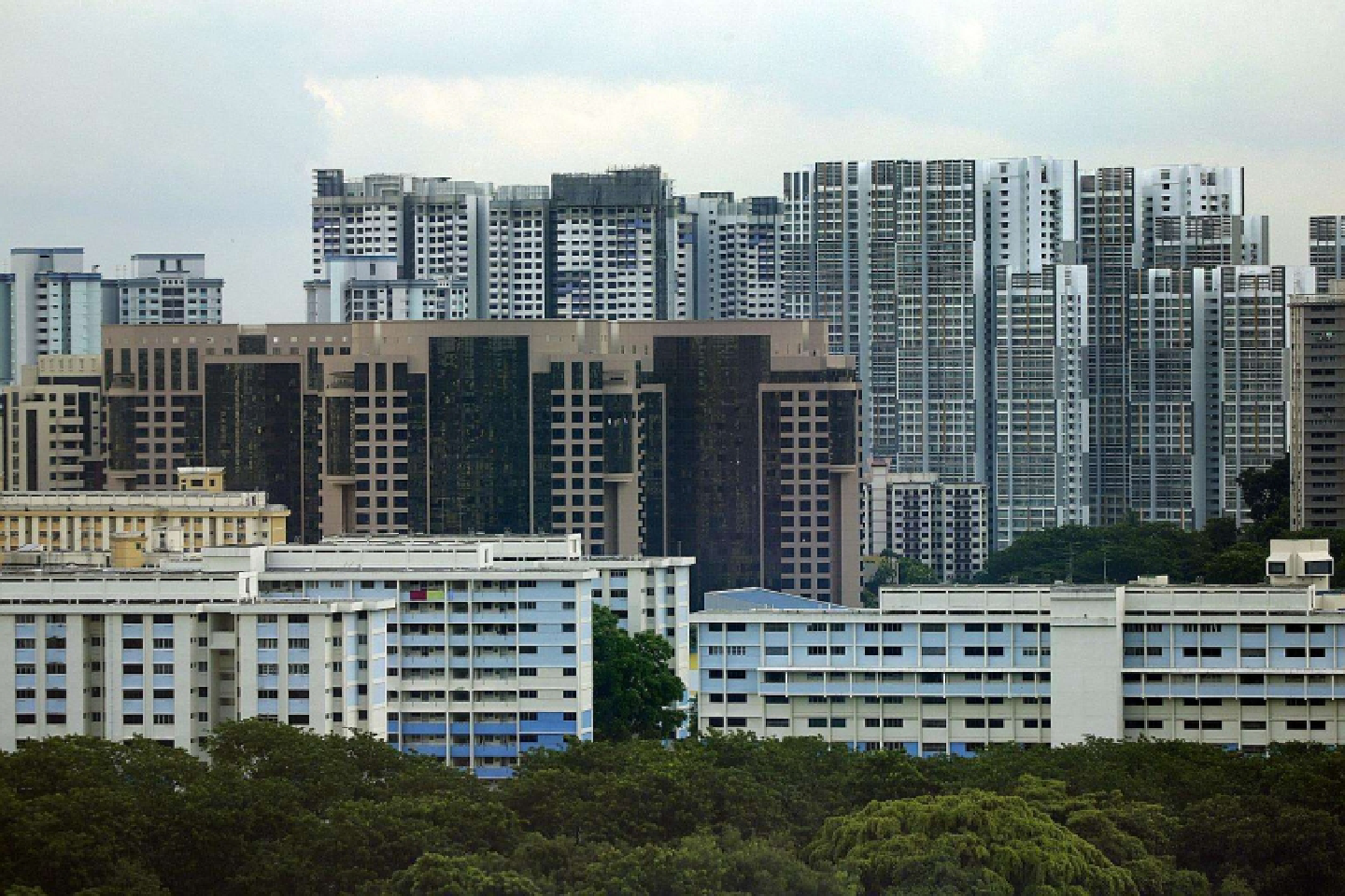 Prices of Singapore's apartments rise Prices of Singapore's apartments rise