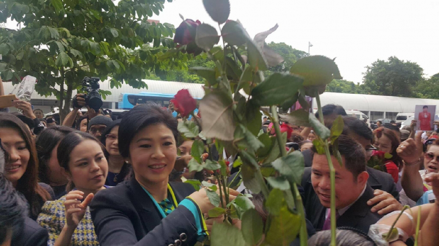 Yingluck tells supporters to vote Sunday Yingluck tells supporters to vote Sunday