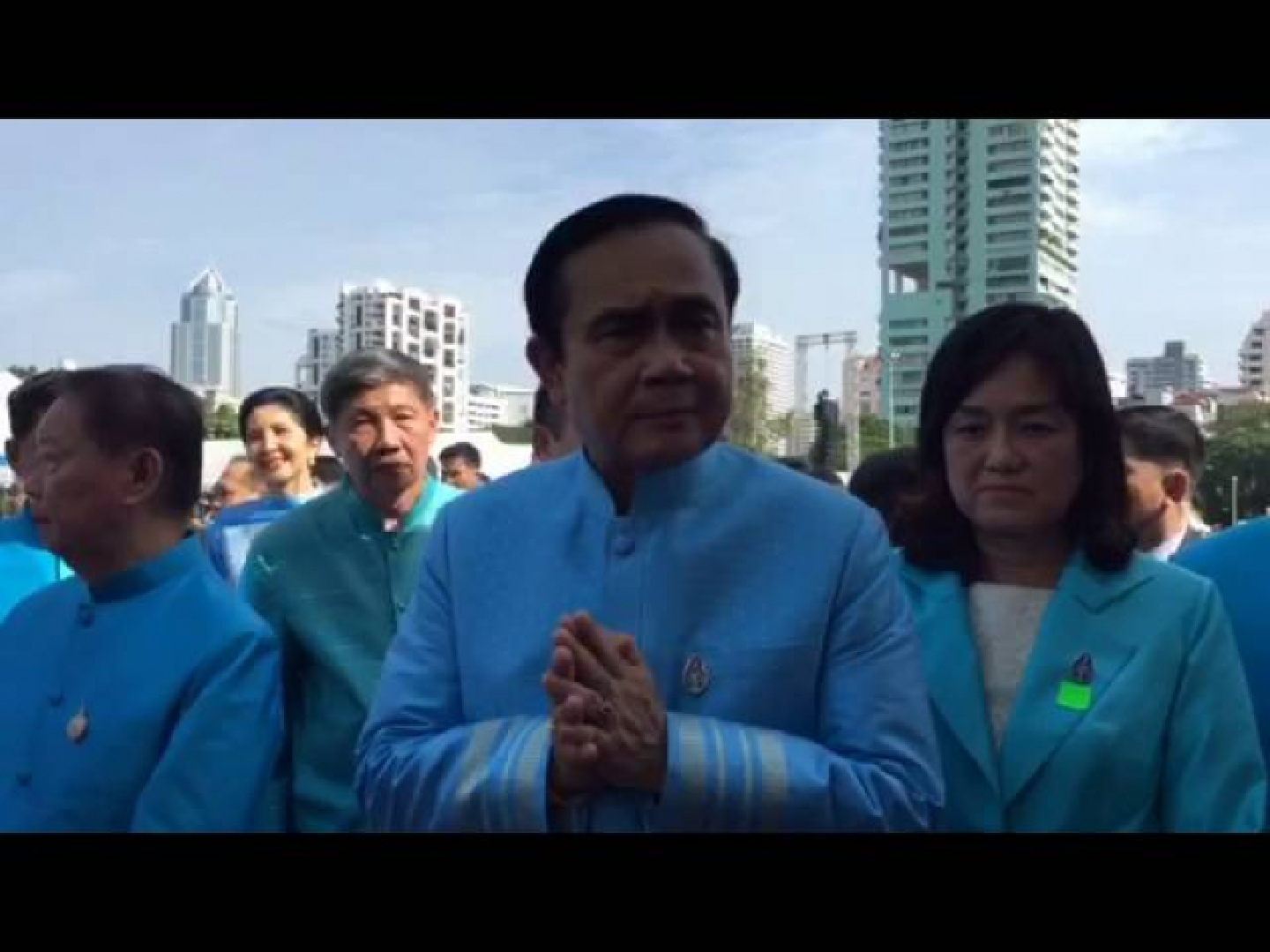Prayut suspects political motives behind spate of bomb attacks Prayut suspects political motives behind spate of bomb attacks