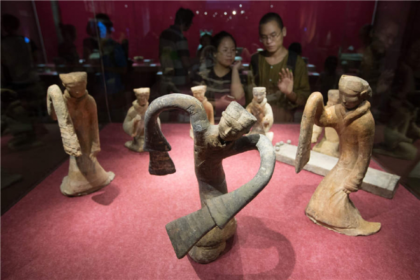 Ancient Egypt and Han civilizations collide at Nanjing exhibit Ancient Egypt and Han civilizations collide at Nanjing exhibit