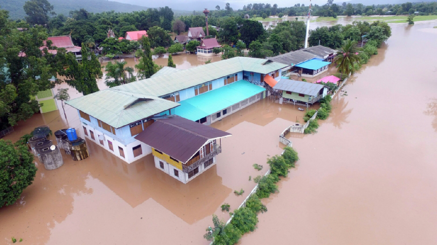 PM urges officials to keep drought in mind as they battle flooding PM urges officials to keep drought in mind as they battle flooding