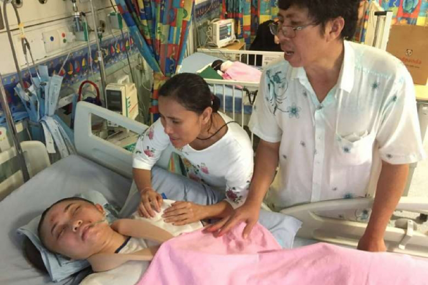 Thai girl still in coma after Singapore car accident Thai girl still in coma after Singapore car accident