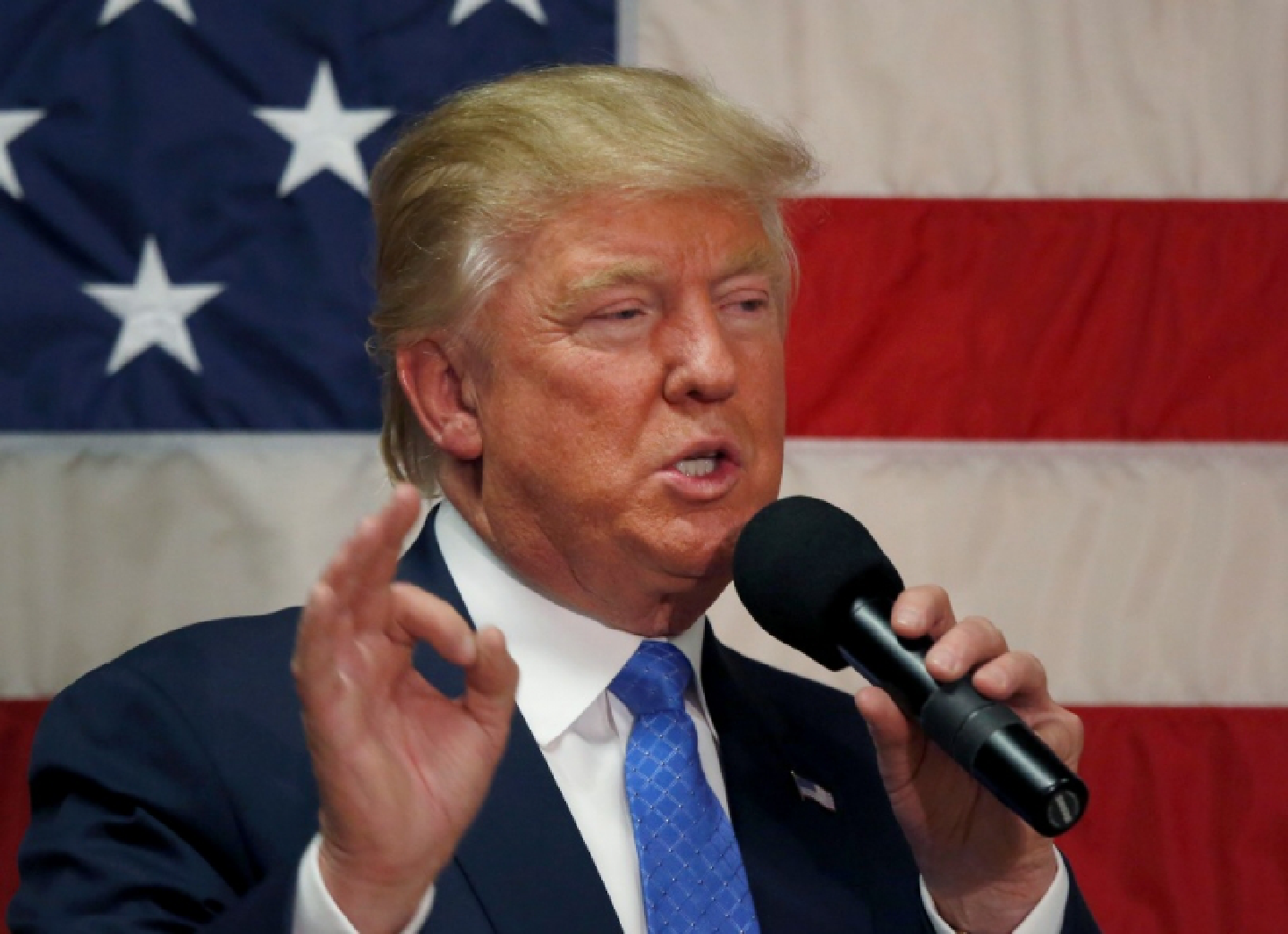 Trump apologizes for 2005 comments that `sickened" fellow Republicans Trump apologizes for 2005 comments that `sickened" fellow Republicans