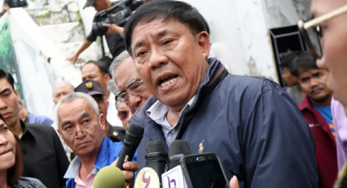 Sukhumbhand sacked with Article 44 Sukhumbhand sacked with Article 44
