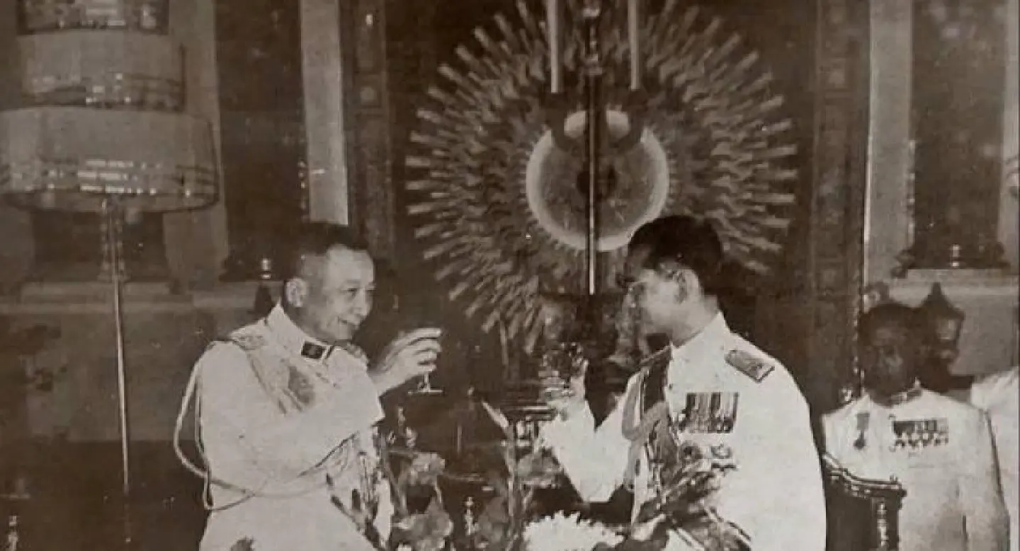 Warm condolences from a neighbour 