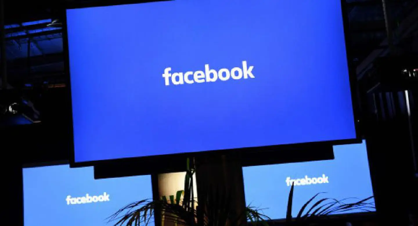 Facebook to review on all govt requests on lese majeste Facebook to review on all govt requests on lese majeste