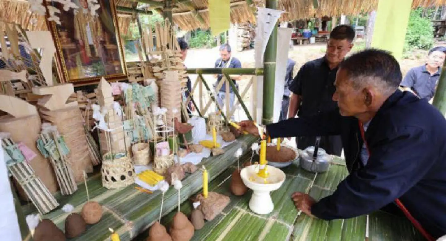 Tribe holds remembrance ceremony for late King Tribe holds remembrance ceremony for late King