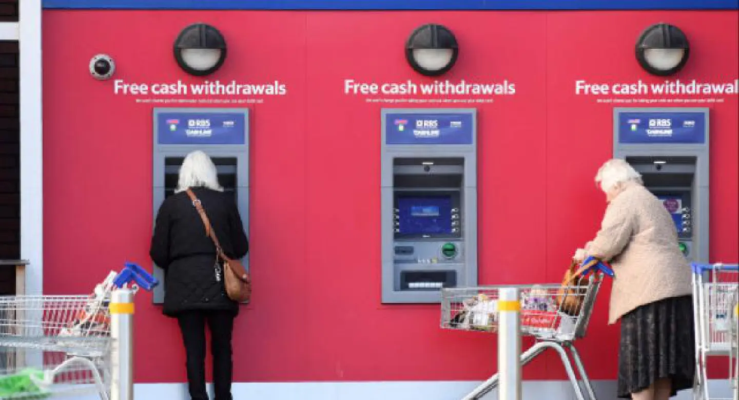 20,000 defrauded as UK's Tesco Bank hit by hack attack 20,000 defrauded as UK's Tesco Bank hit by hack attack