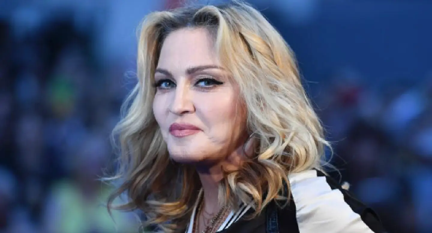 Madonna throws surprise New York concert for Clinton Madonna throws surprise New York concert for Clinton