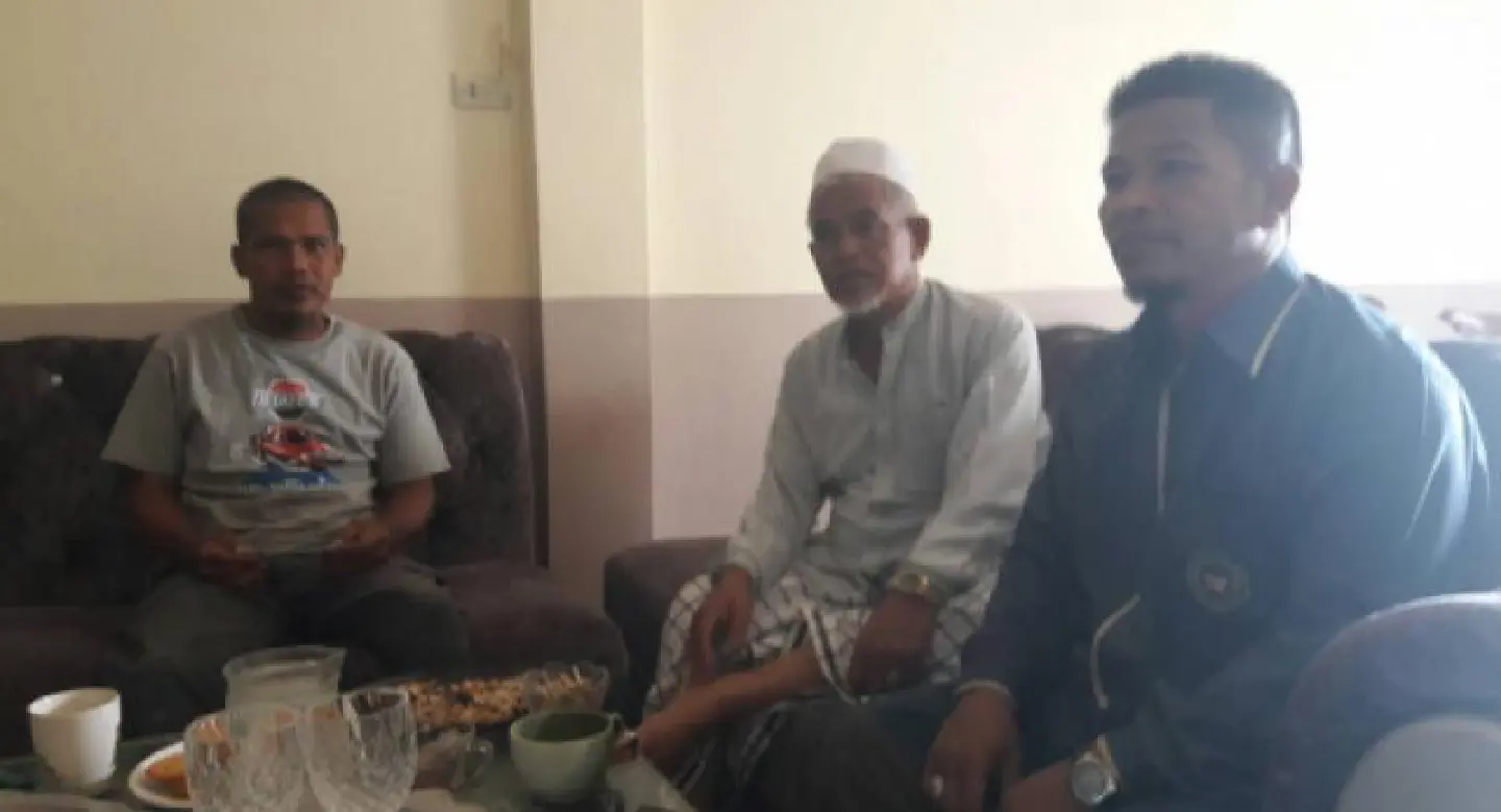 Officials helping 21 Thais arrested in Malaysia Officials helping 21 Thais arrested in Malaysia