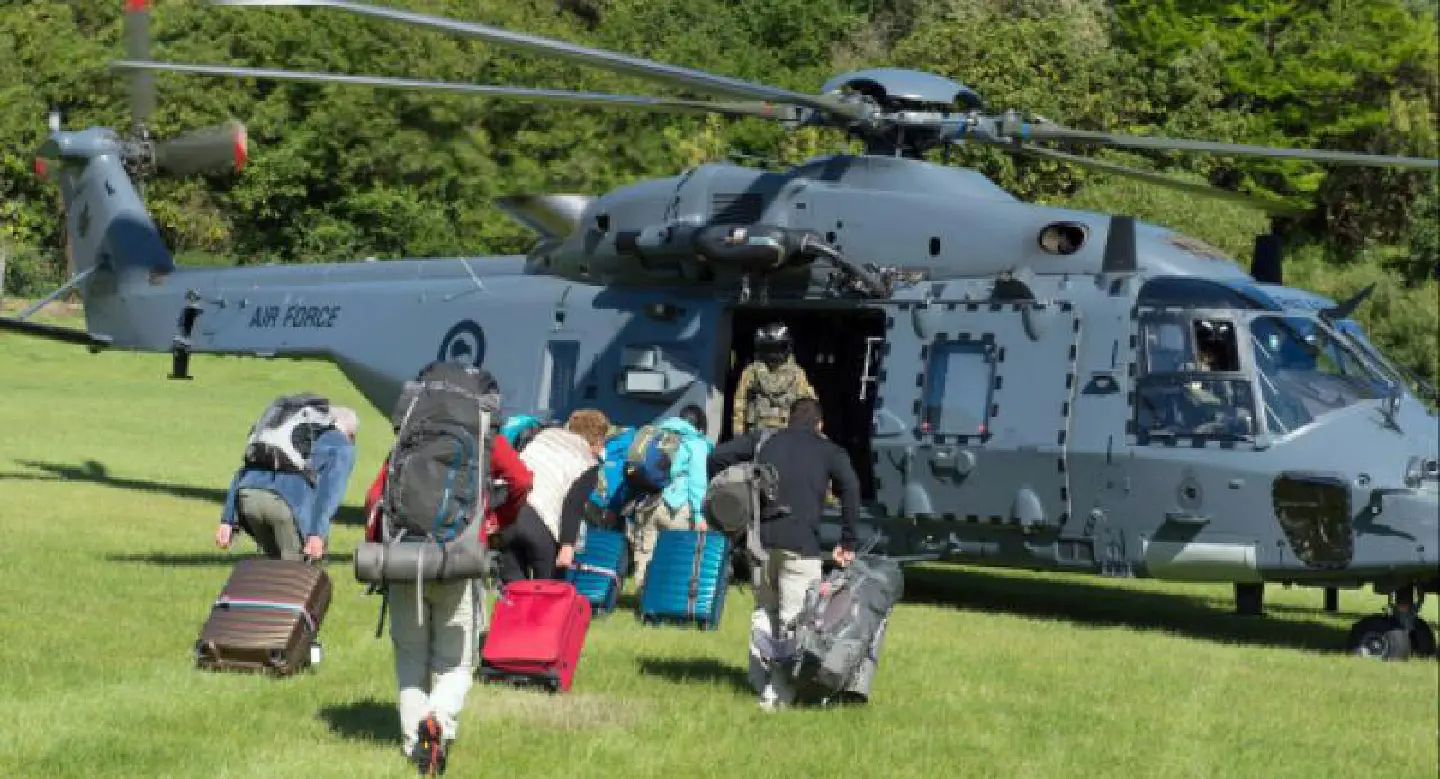Evacuations underway in quake-hit New Zealand Evacuations underway in quake-hit New Zealand