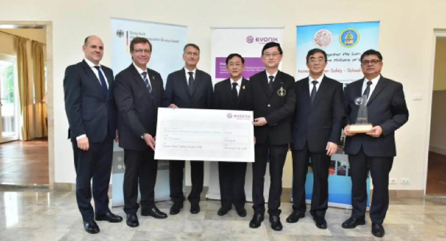 German company Evonik Industries awards Department of Rural Roads for Road Safety Initiatives German company Evonik Industries awards Department of Rural Roads for Road Safety Initiatives