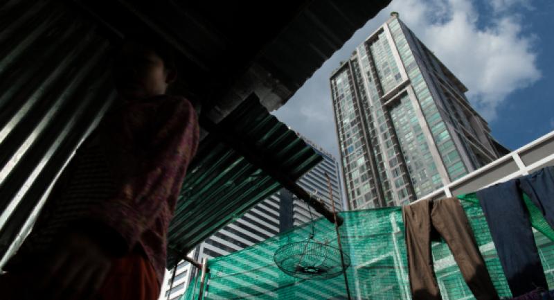 Life inside a tin-sheet camp in our shining City of Angels Life inside a tin-sheet camp in our shining City of Angels